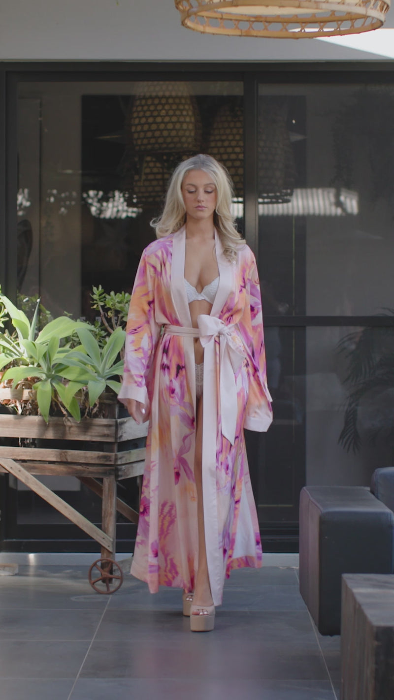 Elle Long Luxe Robe